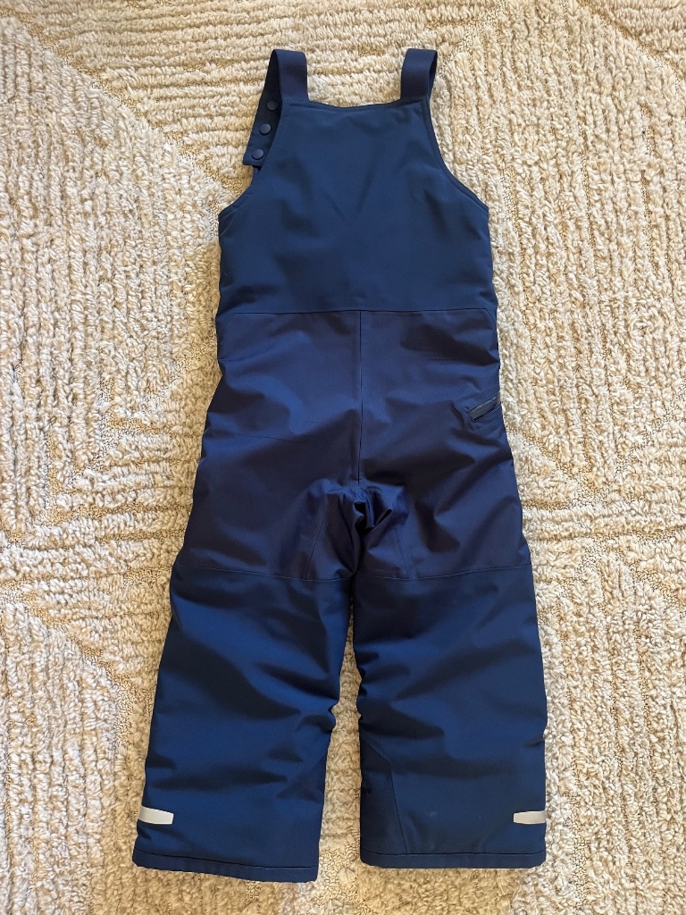 4T Patagonia snowpants - Picture 4 of 4